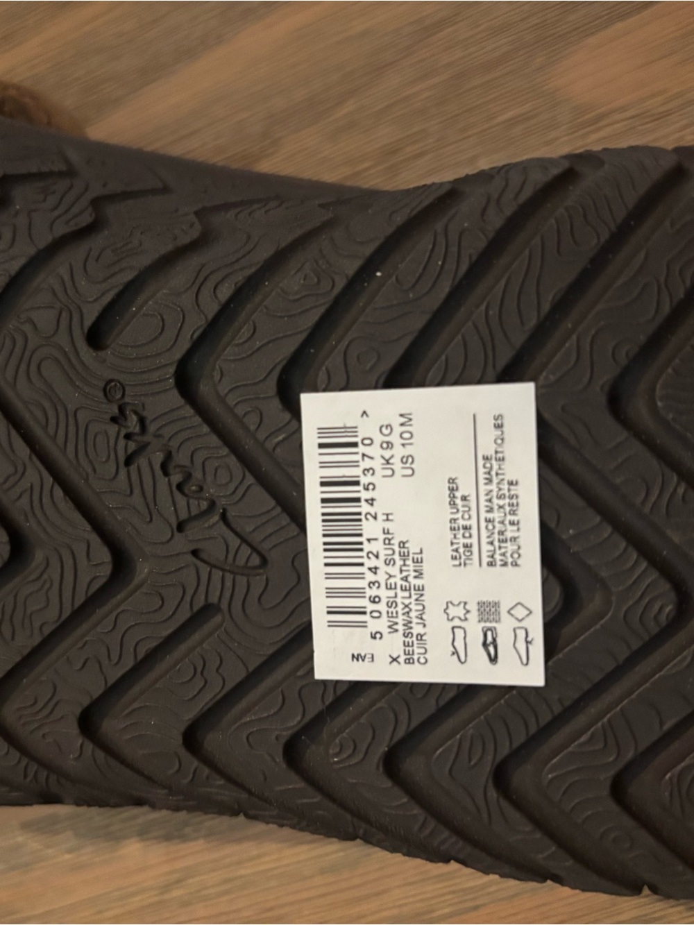 Clarks Wesley Surf Men's Leather Sandals Flip Flops Beeswax Brown Size 10 NWT - Picture 2 of 7
